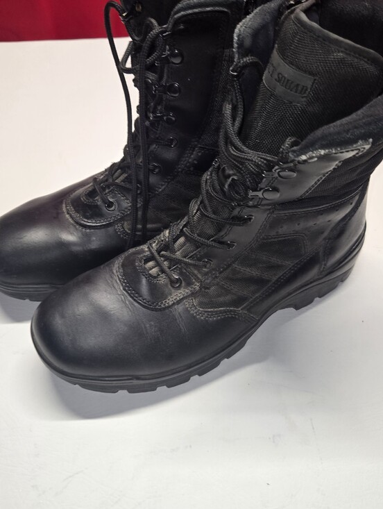 Black Tactical Combat Boots - Lace-Up Military Style